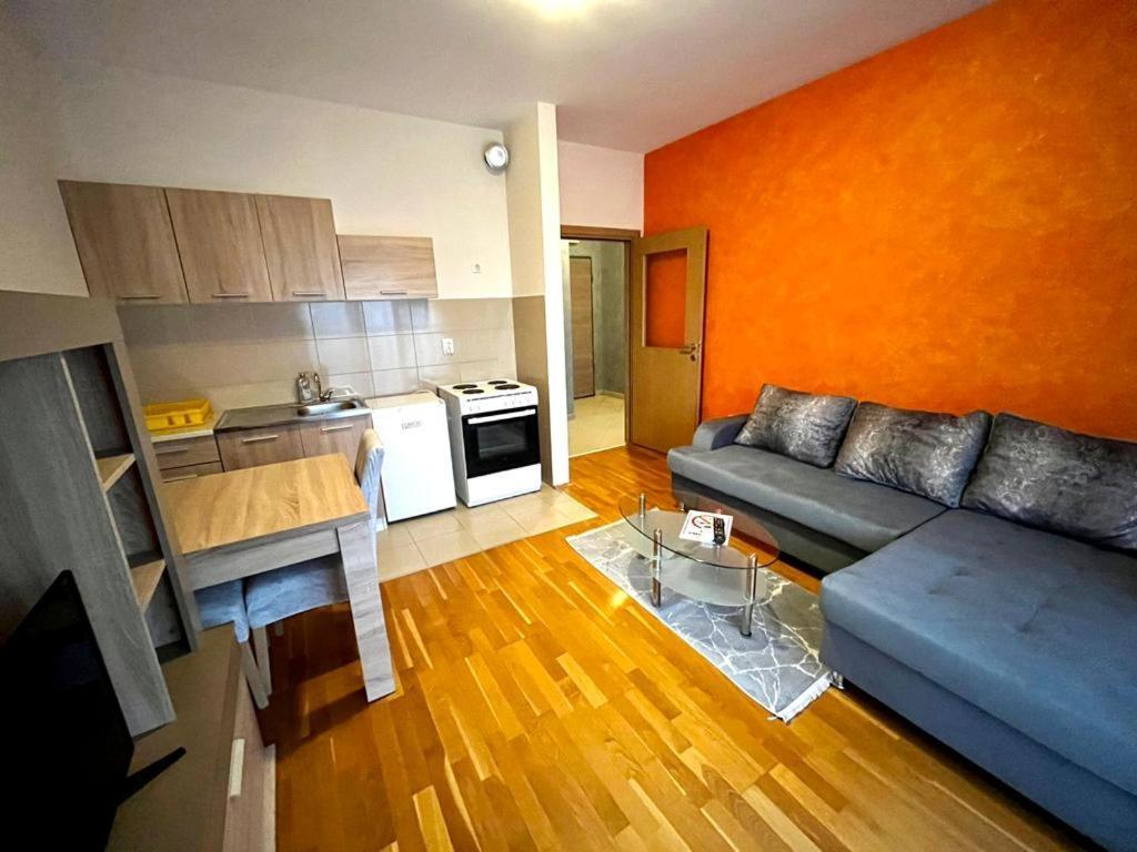 Naki Apartmani Podgorica Exterior photo
